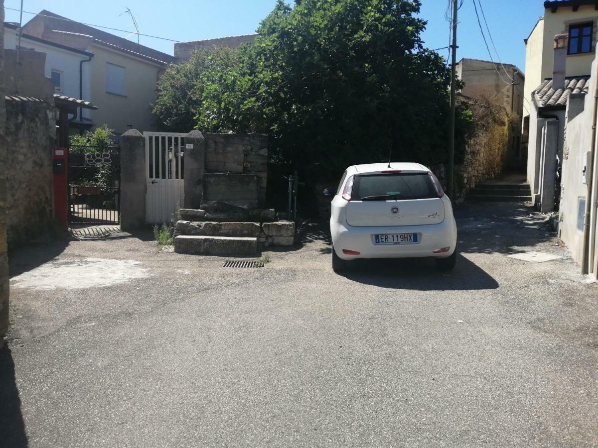 B&B Daddanca Ales Dış mekan fotoğraf